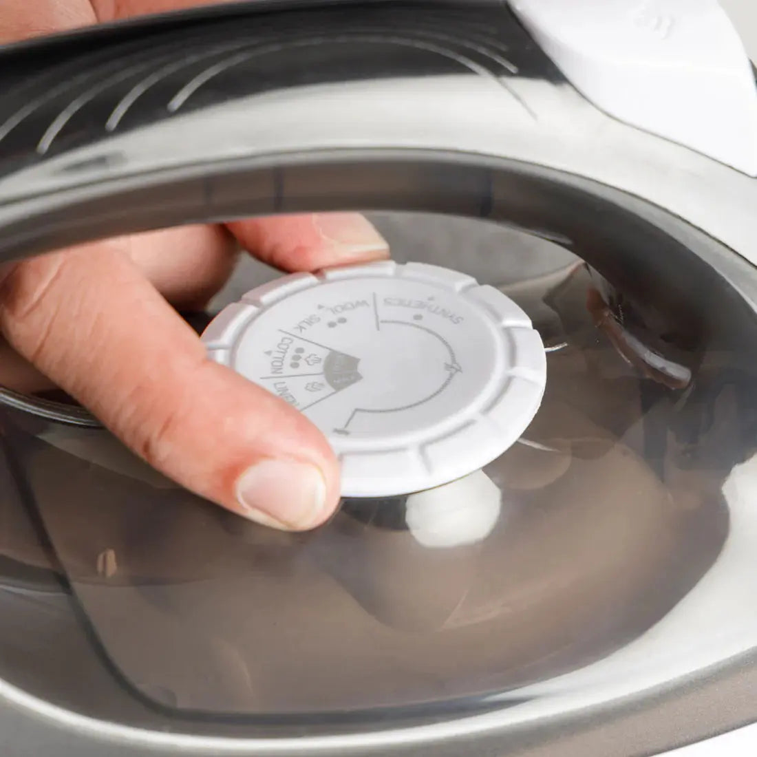 Taurus Steam Iron ITACA 2200 Elmarket-homeappliances