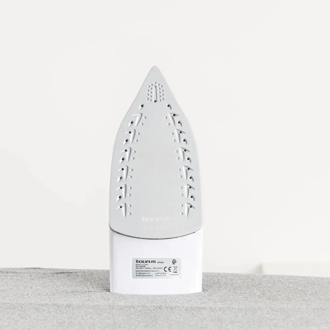 Taurus Steam Iron ITACA 2200 Elmarket-homeappliances